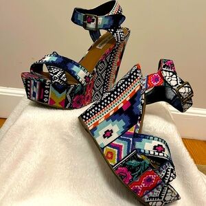 Steve Madden Winonna Platform Wedge